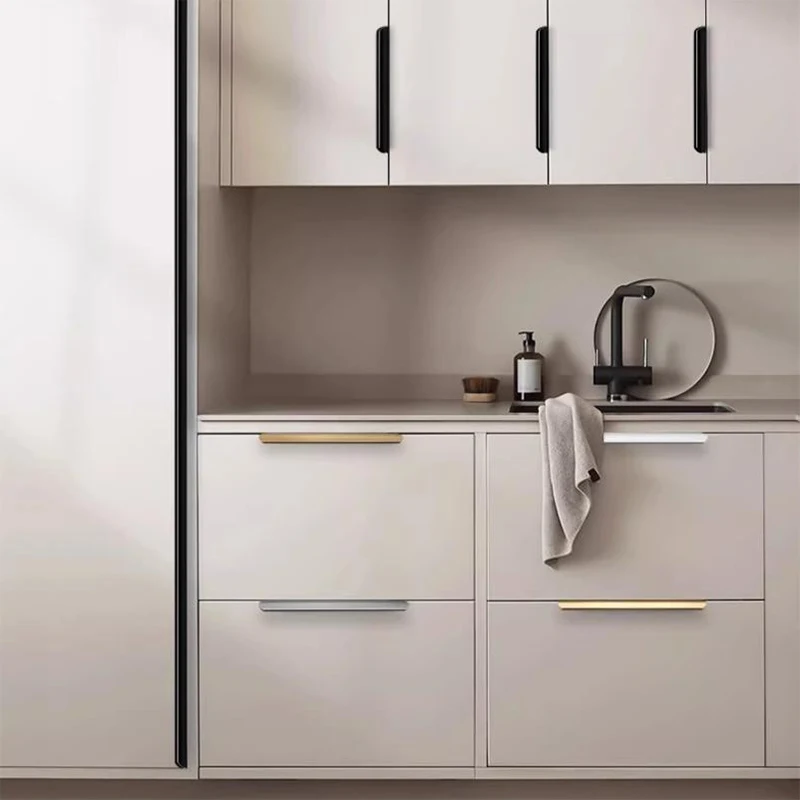 Hidden Aluminum Cabinet Pulls  - Curved Spring Bar recension och pris